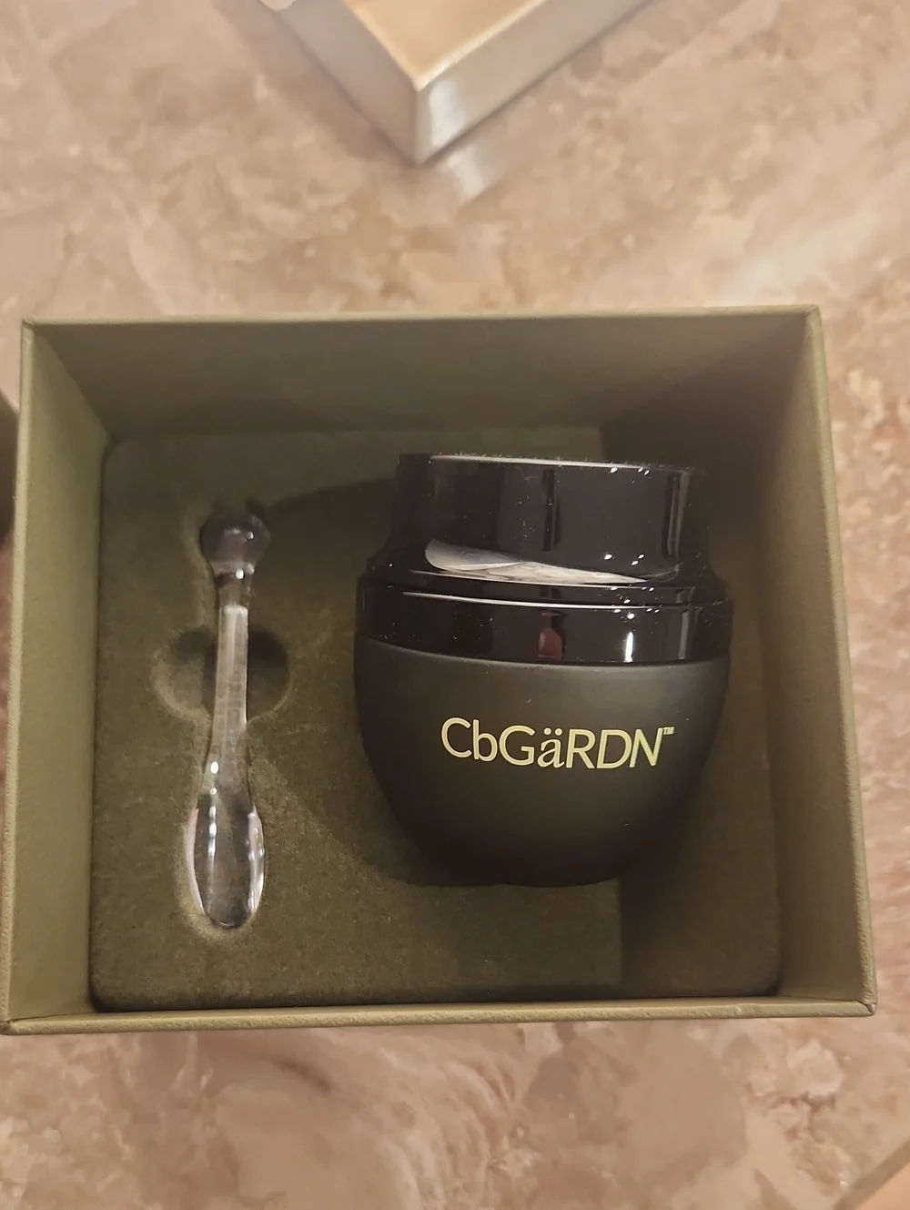 CB Microexfoliant Peel in Olive Green
